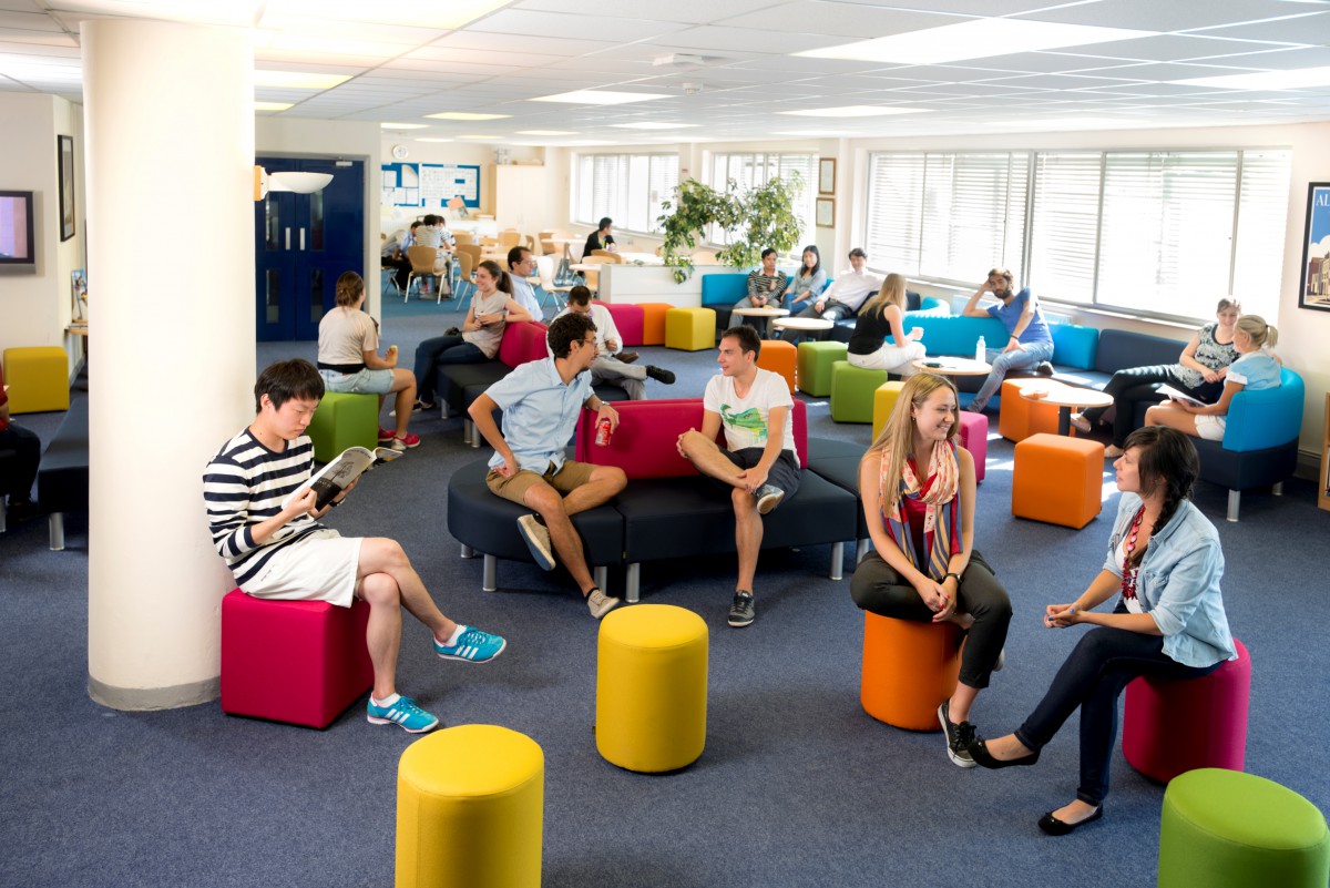 LSI Portsmouth Student Lounge and Canteen