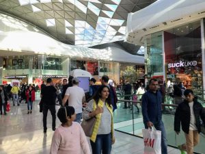 student-life-261217-js-yang-Westfield-London-00005-300x225